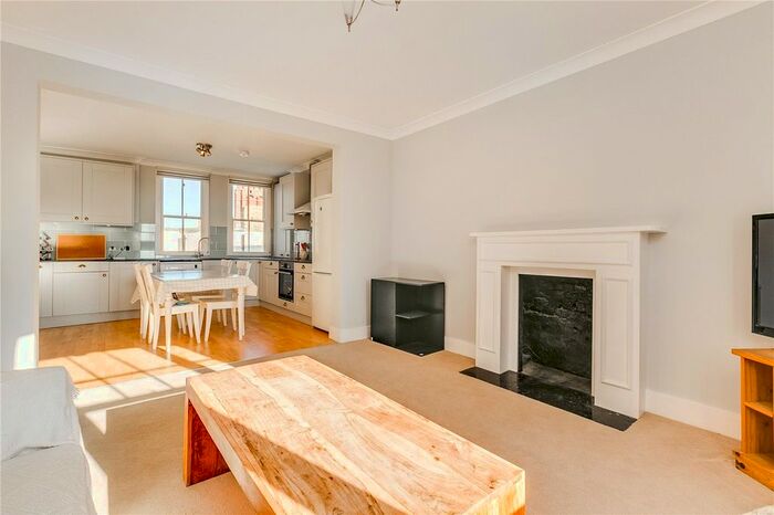 3 Bedroom Flat To Rent In Faraday Mansions, Queen's Club Gardens, London, W14