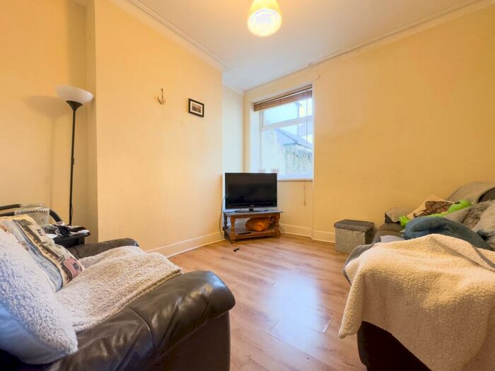 4 Bedroom Terraced House To Rent In Talworth Street, Roath, CF24