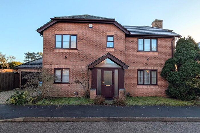 4 Bedroom Detached House For Sale In County Gardens, Fareham, PO14