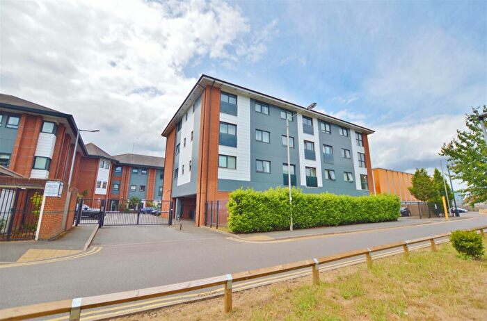 2 Bedroom Flat For Sale In Whitby Road, Slough, SL1