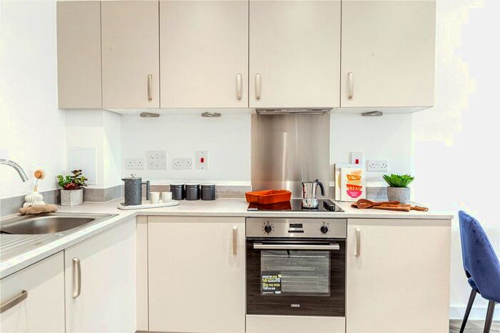 2 Bedroom Flat For Sale In Vista House, High View, Hatfield, Hatfield, AL10