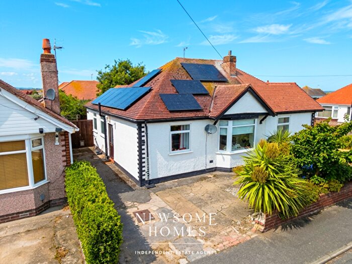 2 Bedroom Bungalow For Sale In Roy Avenue, Prestatyn, LL19
