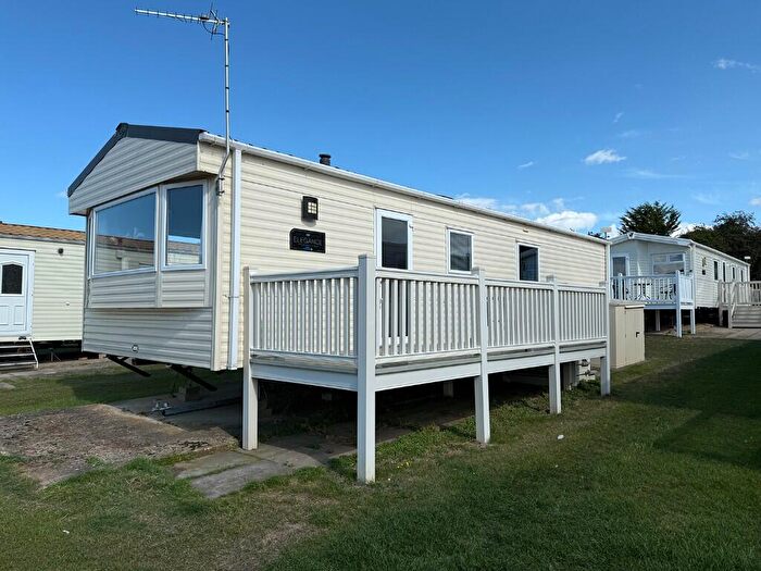 2 Bedroom Caravan For Sale In Manor Park Holiday Village Manor Road, Hunstanton, Norfolk, PE36