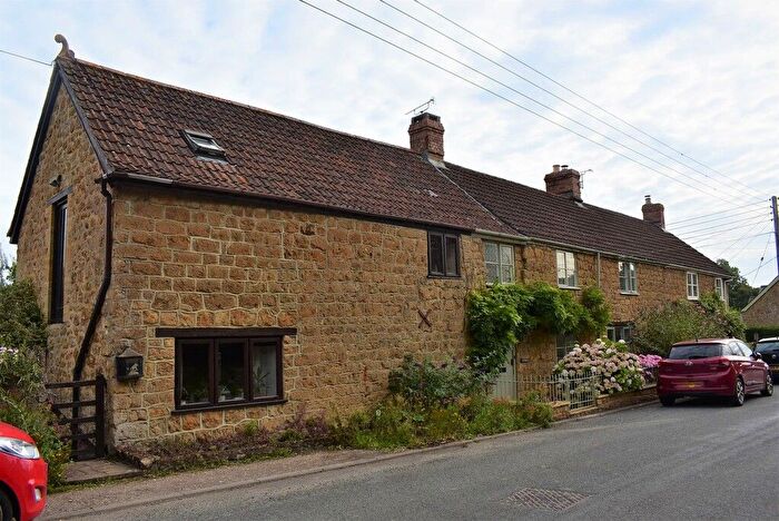 1 Bedroom Cottage To Rent In Barrington, Ilminster, TA19