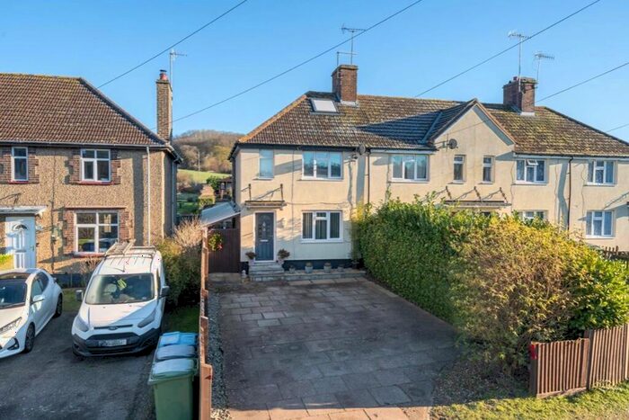 2 Bedroom End Of Terrace House For Sale In Gade Valley Cottages, Dagnall Road, Great Gaddesden, HP1