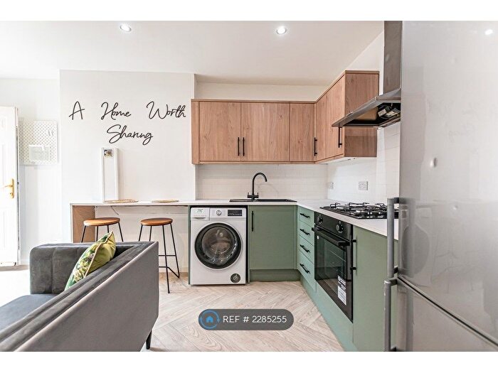 5 Bedroom Terraced House To Rent In Smithdown Road, Liverpool, L15