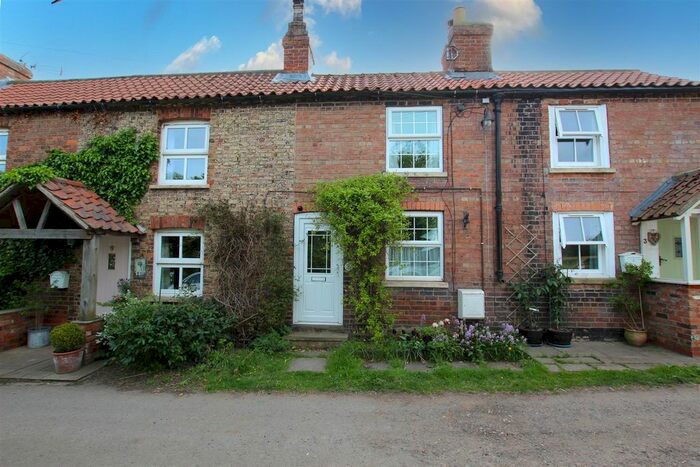2 Bedroom Terraced House For Sale In Back Lane, Catwick, Beverley, HU17