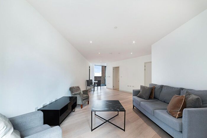 2 Bedroom Flat To Rent In Masthead House, Royal Wharf, London, E16