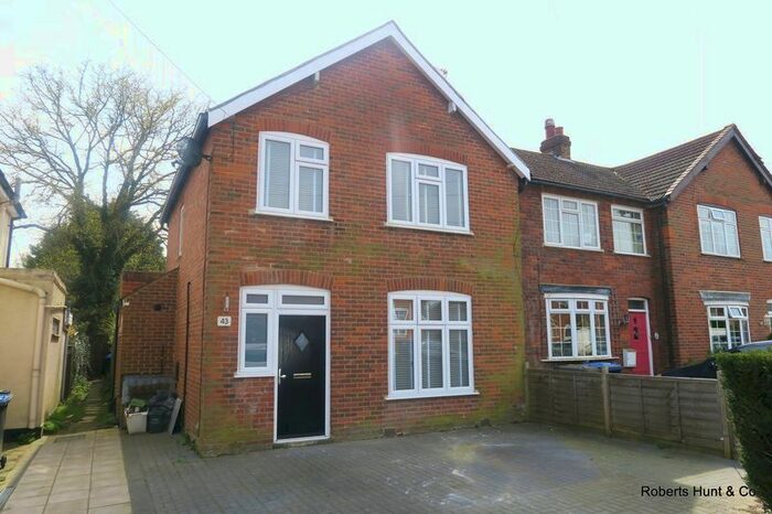 4 Bedroom Terraced House To Rent In Willson Road, Englefield Green, Egham, TW20