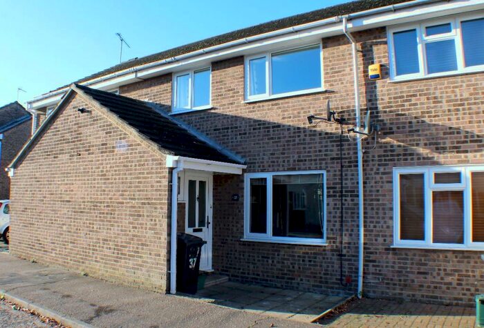 3 Bedroom Terraced House To Rent In Stable Croft Springfield, CM1