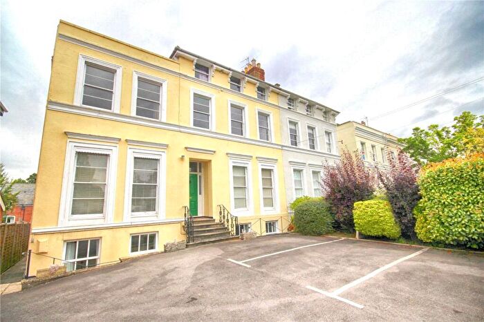 1 Bedroom Flat To Rent In Old Bath Road, Cheltenham, GL53