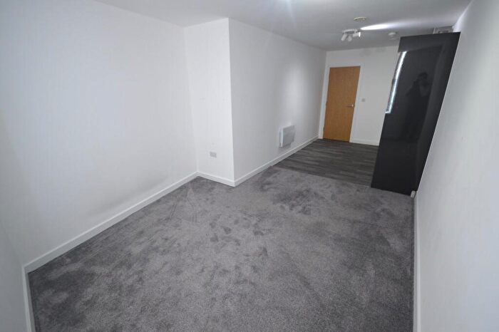 1 Bedroom Flat To Rent In Church Street, Sheffield, South Yorkshire, S1