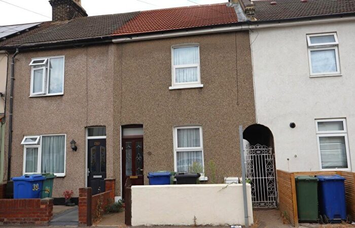 2 Bedroom Terraced House For Sale In Flint Street, West Thurrock, Thurrock, RM20