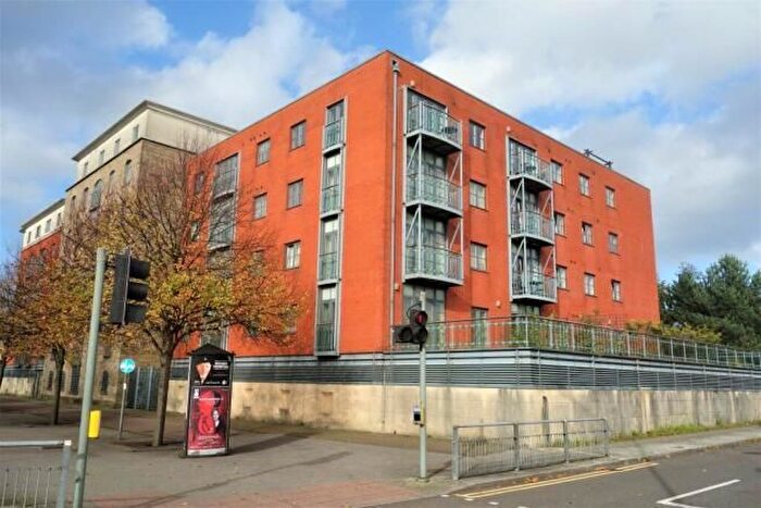 2 Bedroom Flat To Rent In Magretian Place, South Mews, Cardiff, CF10