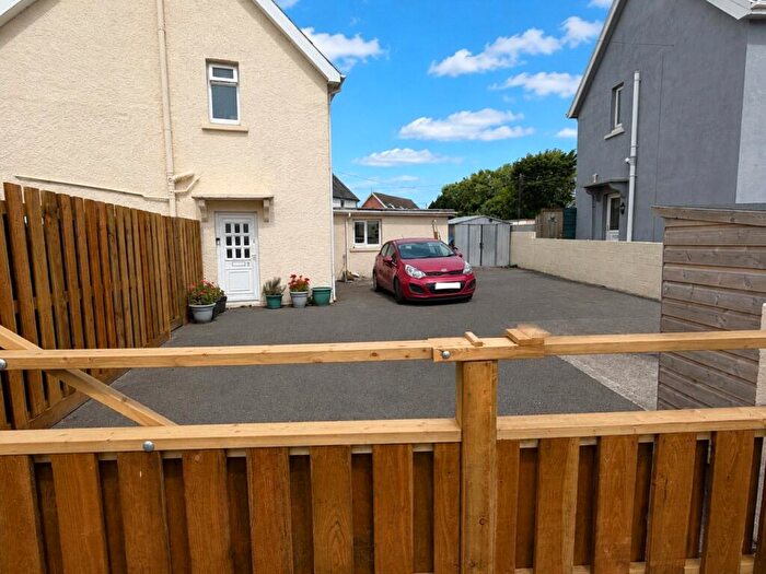 3 Bedroom Semi Detached House For Sale In Alban Crescent, Waterston, Milford Haven, Pembrokeshire, SA73