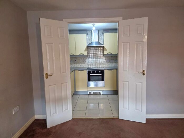 2 Bedroom Flat For Sale In Actonville Avenue, Manchester, M22