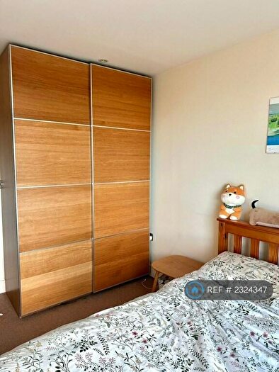 1 Bedroom Flat To Rent In Wharfside Point South, London, E14