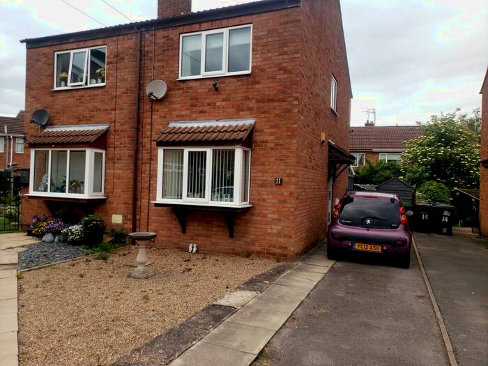 2 Bedroom Semi-Detached House To Rent In Lingcroft Close, Camblesforth, Selby, YO8