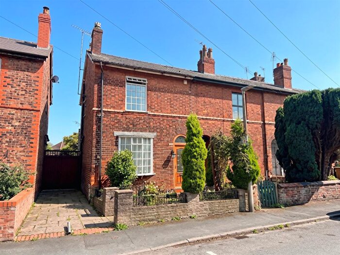 3 Bedroom End Of Terrace House For Sale In Priory Street, Bowdon, WA14