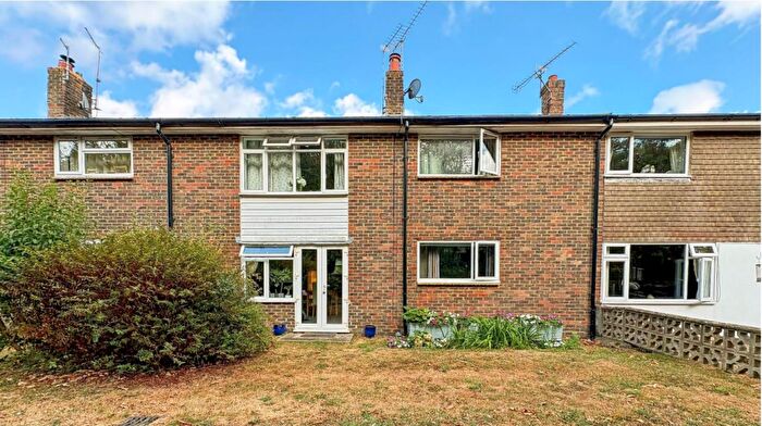 2 Bedroom Apartment For Sale In Herington Road, Arundel, BN18