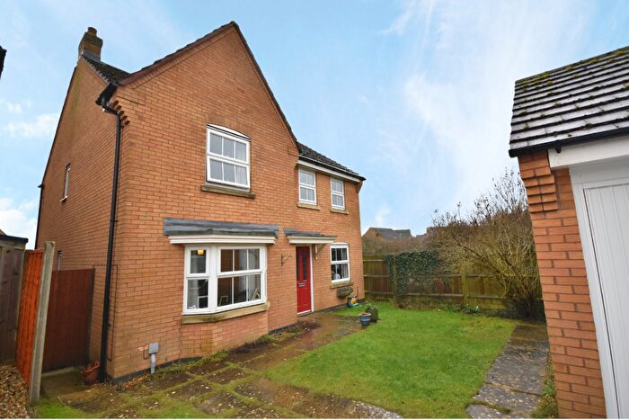 4 Bedroom Detached House For Sale In Brooks Close, Wootton, Northampton, NN4