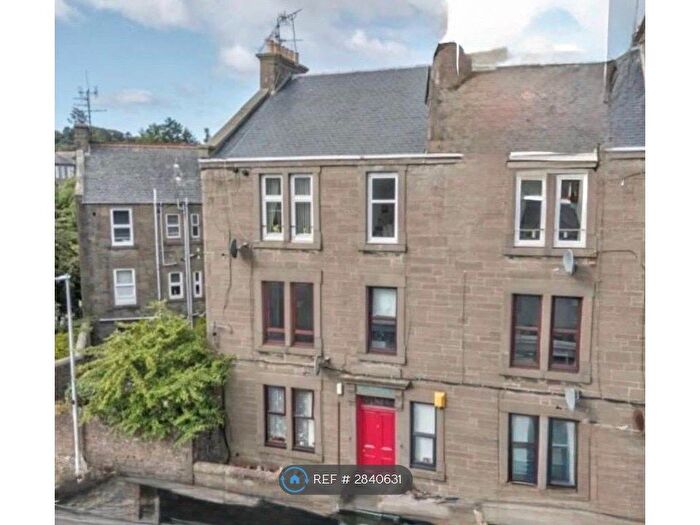 2 Bedroom Flat To Rent In Grays Lane, Dundee, DD2
