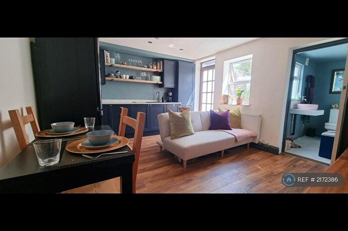 1 Bedroom Flat To Rent In Livingstone Road, Hove, BN3