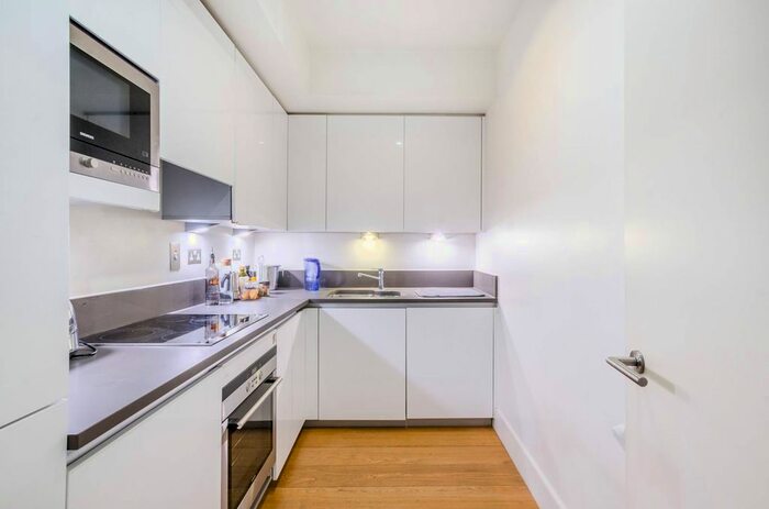 Studio To Rent In Clipstone Street, Fitzrovia, London, W1W