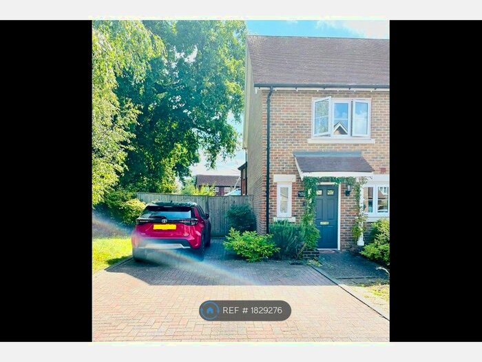 2 Bedroom Semi-Detached House To Rent In Harwood Court, Horsham, RH13