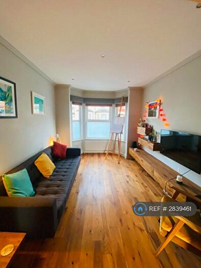 3 Bedroom Terraced House To Rent In Wilton Road, Reading, RG30