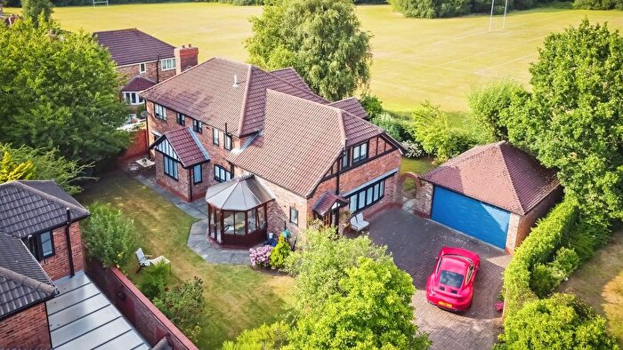 4 Bedroom Detached House For Sale In Ashberry Drive, Appleton Thorn, Warrington, Cheshire, WA4