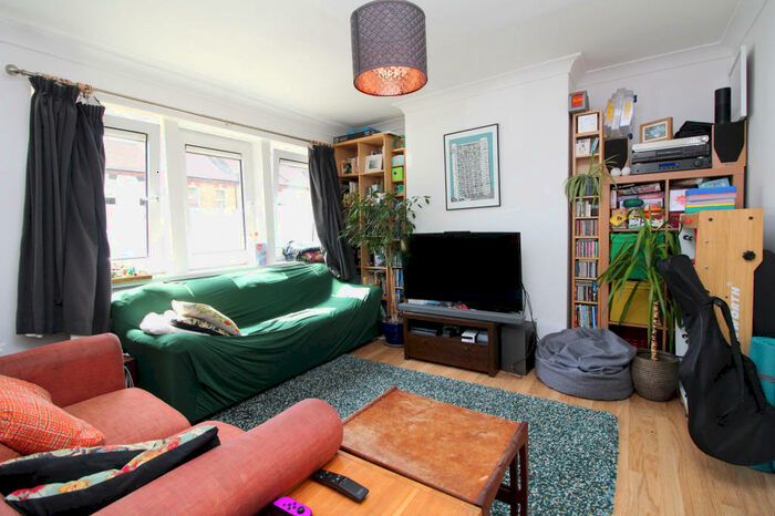 3 Bedroom End Of Terrace House To Rent In Wordsworth Road, Penge, SE20