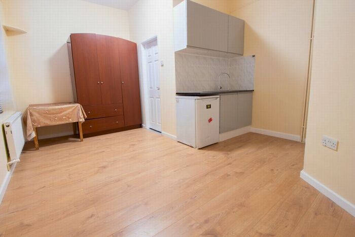 Studio To Rent In Fore Street, Edmonton, N18