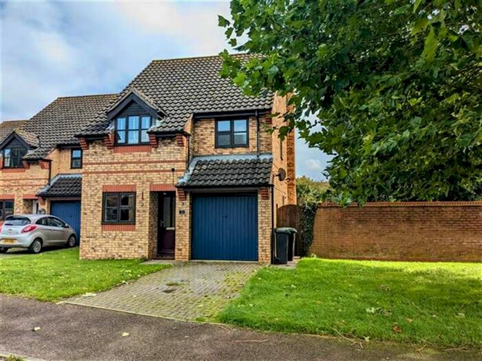 3 Bedroom Detached House For Sale In Glebe Way, Mendlesham, Stowmarket, IP14