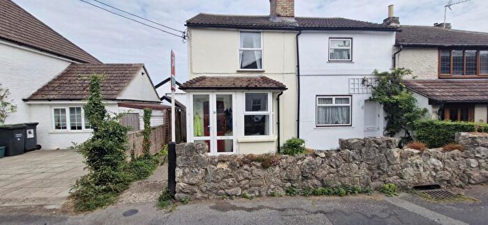 2 Bedroom End Of Terrace House For Sale In Church Street, Burham, Rochester, ME1