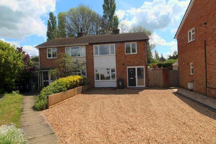 3 Bedroom Semi-Detached House To Rent In New England, Hilton, Cambridge, PE28