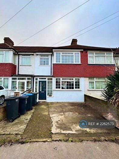 3 Bedroom Terraced House To Rent In Rochford Way, Croydon, CR0