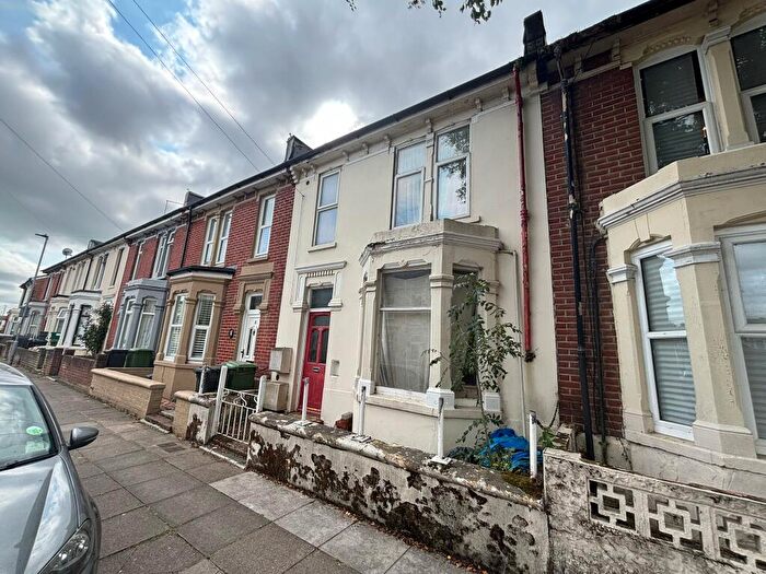 3 Bedroom Terraced House For Sale In Winstanley Road, Portsmouth, PO2