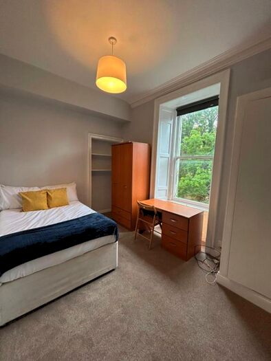 5 Bedroom Flat To Rent In Clerk Street, Newington, Edinburgh, EH8