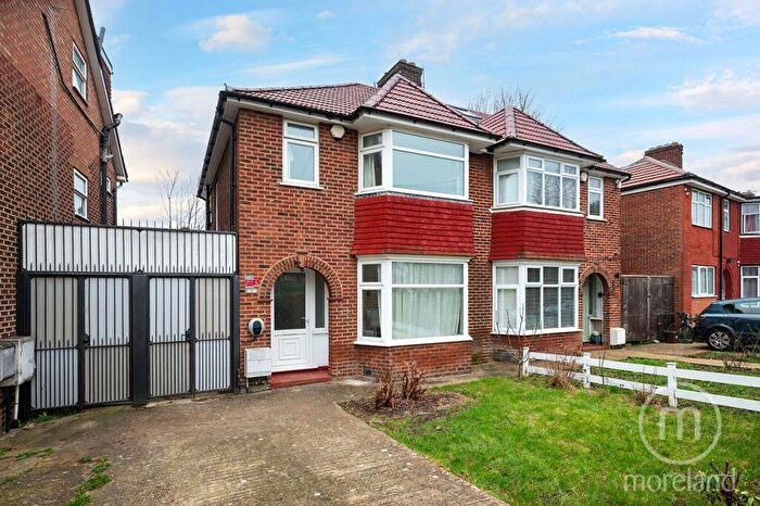 3 Bedroom Semi Detached House For Sale In Cotswold Gardens, Golders Green Estate, NW2