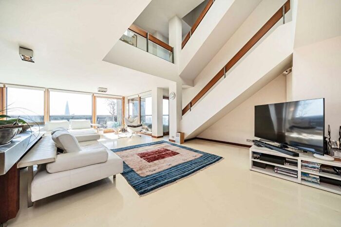 3 Bedroom Flat For Sale In Cromwell Tower, Barbican, EC2Y