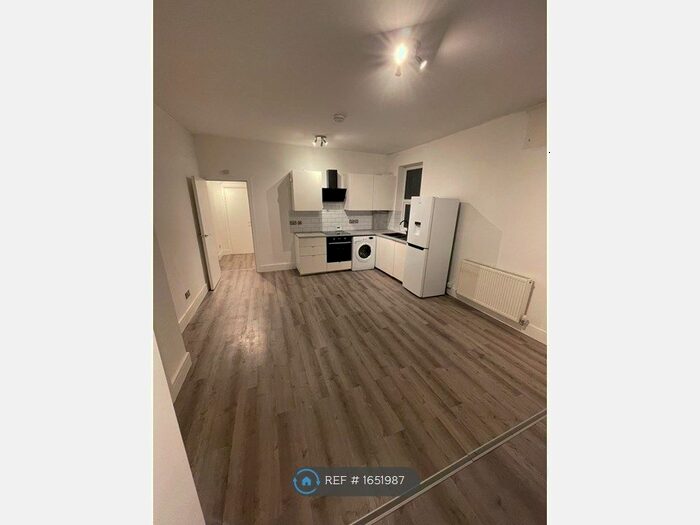 1 Bedroom Flat To Rent In Alexandra Road, Blackburn, BB2