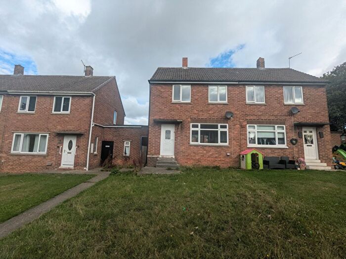 2 Bedroom Semi-Detached House To Rent In Windsor Square, Trimdon, TS29