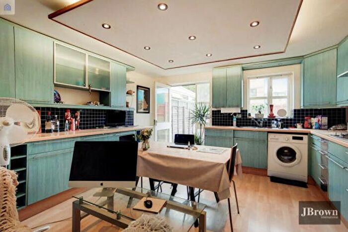 4 Bedroom Terraced House To Rent In Plough Way, London, SE16