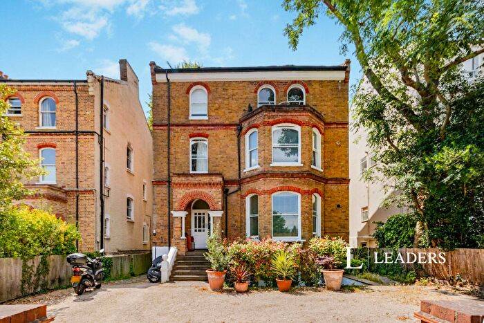 1 Bedroom Apartment To Rent In Ewell Road, Surbiton, KT6