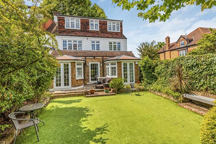 6 Bedroom Semi-Detached House To Rent In Sheen Lane, East Sheen, SW14