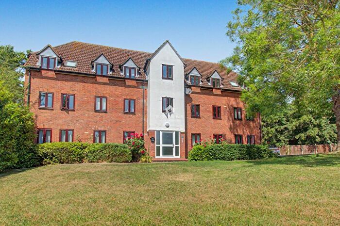 2 Bedroom Flat To Rent In Mill Court, Braintree, CM7