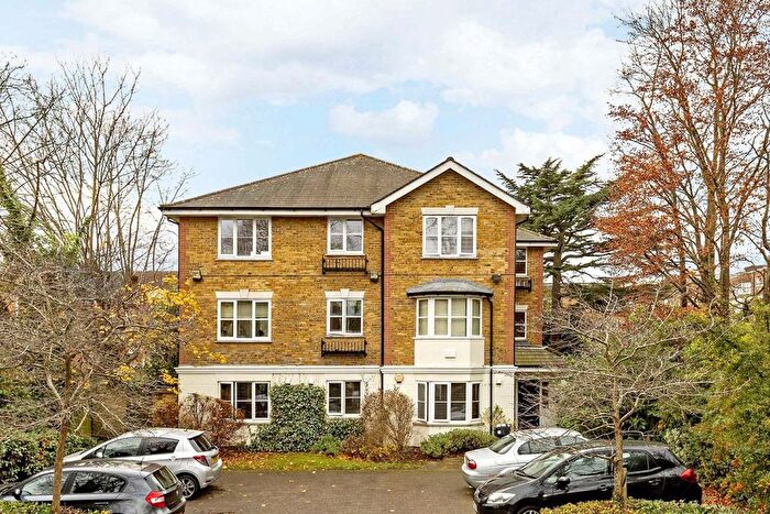 2 Bedroom Flat To Rent In Edge Hill, Wimbledon, SW19