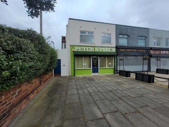 Retail Premises To Rent In Flixton Road, Urmston, Manchester, M41