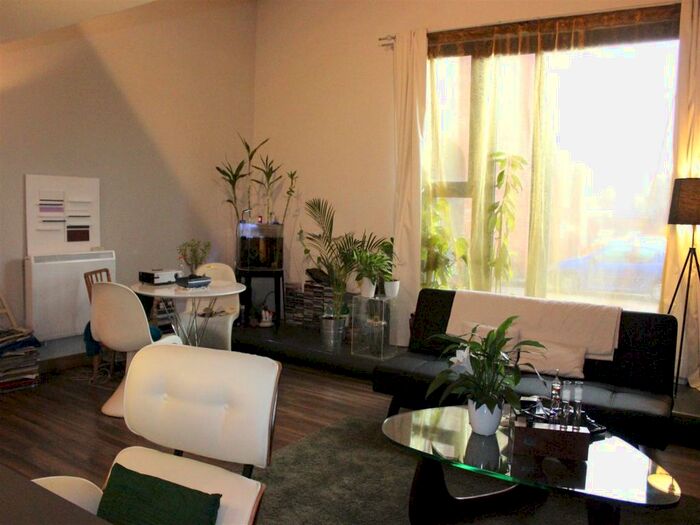 1 Bedroom Apartment To Rent In The Collegiate, Shaw Street, L6